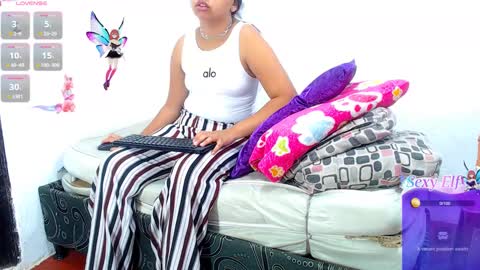 Snapshot of astridvagina18 chatting on 02-15-25, 12:33 ASTRID online show from 02-15-25, 12:33