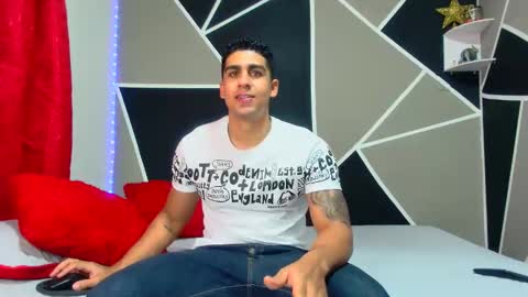 Snapshot of astromgrey chatting on 01-10-25, 08:37 Astrom model independent online show from 01-10-25, 08:37