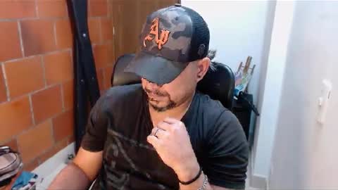 Snapshot of astton_nick chatting on 01-22-25, 02:48 Nick Astton online show from 01-22-25, 02:48