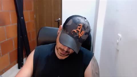 Snapshot of astton_nick chatting on 02-05-25, 06:24 Nick Astton online show from 02-05-25, 06:24