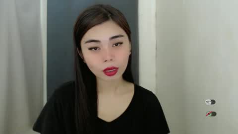 Snapshot of asuna_charming chatting on 12-25-24, 06:52 asuna_charming online show from 12-25-24, 06:52