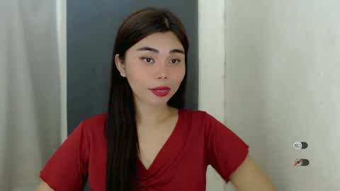 Snapshot of asuna_charming chatting on 01-06-25, 12:02 asuna_charming online show from 01-06-25, 12:02