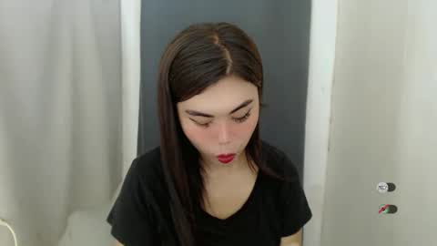 Snapshot of asuna_charming chatting on 02-01-25, 07:36 asuna_charming online show from 02-01-25, 07:36