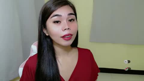 Snapshot of asuna_charming chatting on 02-25-25, 06:42 asuna_charming online show from 02-25-25, 06:42