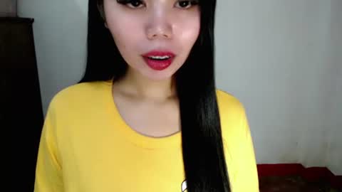 Snapshot of asuna_charming chatting on 10-19-25, 06:19 asuna_charming online show from 10-19-25, 06:19