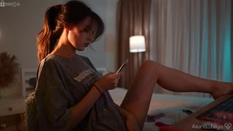 Asuna Niiya - online show from 10-11-25, 05:33