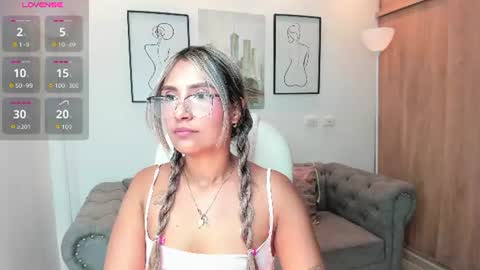 Snapshot of asura_love chatting on 06-22-26, 06:05 asura_love online show from 06-22-26, 06:05