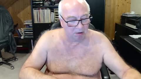 asusandy online show from 01-14-25, 10:44