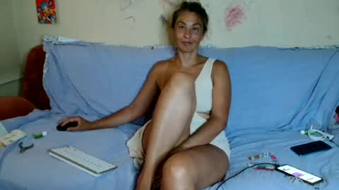 Snapshot of asyalu chatting on 07-04-26, 09:15 AsyaLu online show from 07-04-26, 09:15