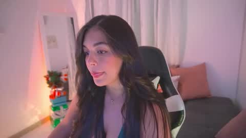 Snapshot of atena676 chatting on 01-08-26, 12:24 atena676 online show from 01-08-26, 12:24