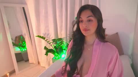 Snapshot of atena676 chatting on 03-05-26, 01:12 atena676 online show from 03-05-26, 01:12