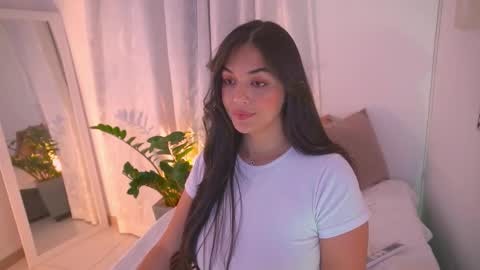 Snapshot of atena676 chatting on 03-08-26, 02:04 atena676 online show from 03-08-26, 02:04