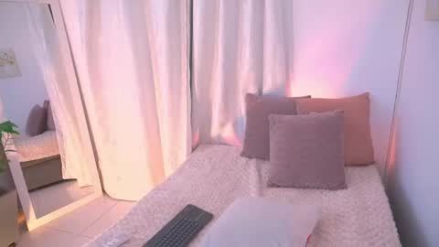 atena676 online show from 05-07-26, 12:16