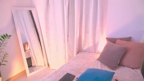 Snapshot of atena676 chatting on 05-20-26, 12:50 atena676 online show from 05-20-26, 12:50
