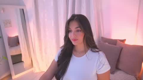 Snapshot of atena676 chatting on 06-21-26, 02:36 atena676 online show from 06-21-26, 02:36