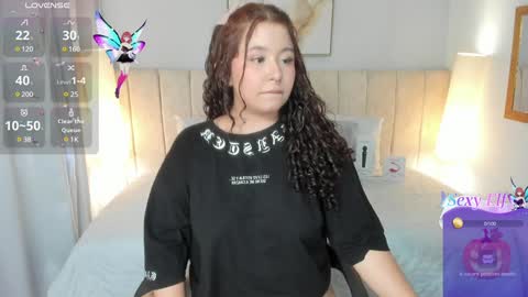 Snapshot of atena_cuteee chatting on 02-01-25, 07:13 sofia online show from 02-01-25, 07:13