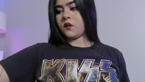 Snapshot of atena_hill chatting on 12-01-25, 07:08 Athena online show from 12-01-25, 07:08