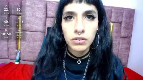 Snapshot of atenea_420 chatting on 05-01-26, 12:32 COLOMBIA online show from 05-01-26, 12:32