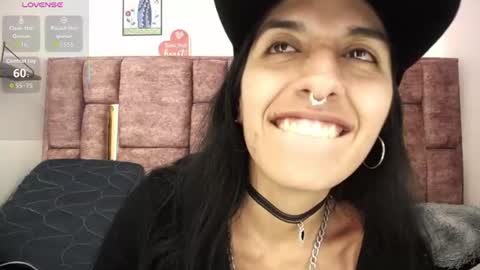 Snapshot of atenea_420 chatting on 07-03-26, 03:24 COLOMBIA online show from 07-03-26, 03:24