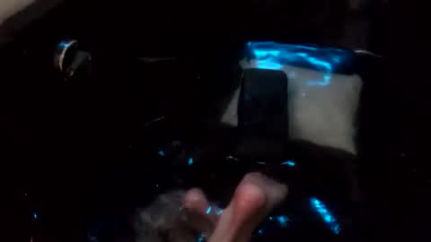 Snapshot of athandrew chatting on 01-05-25, 05:09 jonnyandrew online show from 01-05-25, 05:09