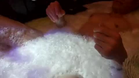 Snapshot of athandrew chatting on 01-27-25, 04:52 jonnyandrew online show from 01-27-25, 04:52