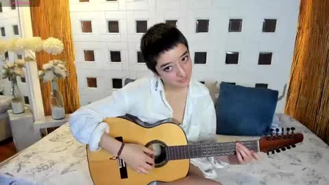 Snapshot of atheena__ chatting on 04-23-26, 01:24 Athenea online show from 04-23-26, 01:24