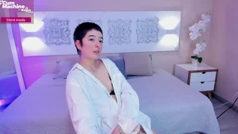 Snapshot of atheena__ chatting on 05-18-26, 02:34 Athenea online show from 05-18-26, 02:34