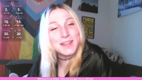 Snapshot of athenaaphrodisia chatting on 02-09-26, 07:18 athenaaphrodisia online show from 02-09-26, 07:18