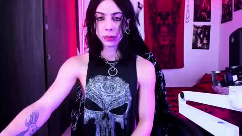 Snapshot of atheneoo_ chatting on 12-18-25, 05:35 athenauwu online show from 12-18-25, 05:35