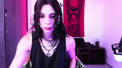 Snapshot of atheneoo_ chatting on 05-24-26, 06:29 athenauwu online show from 05-24-26, 06:29