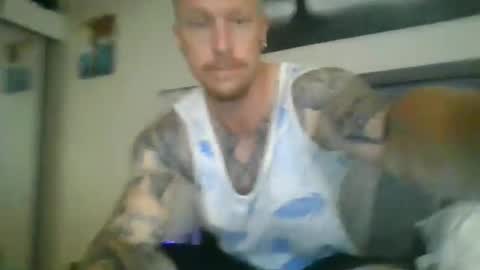 Snapshot of athletic_skater779 chatting on 05-30-26, 07:11 AthleticWhiteboy777 online show from 05-30-26, 07:11