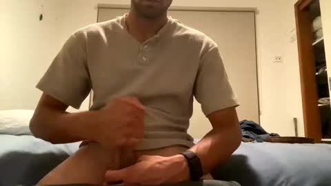 Snapshot of athleticallyhung chatting on 02-26-25, 10:36 athleticallyhung online show from 02-26-25, 10:36