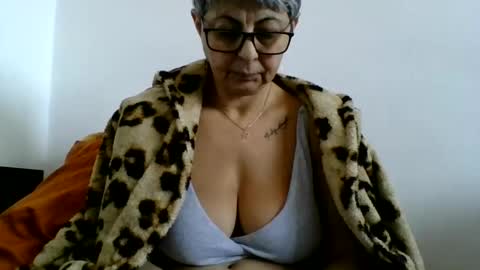 atikaarea online show from 01-01-25, 11:38