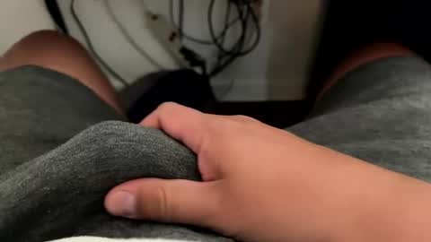 atlchris89 online show from 05-18-26, 04:57
