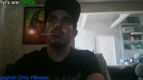 Snapshot of atmorin01 chatting on 04-10-26, 08:24 Atmarin199 aka Dre online show from 04-10-26, 08:24