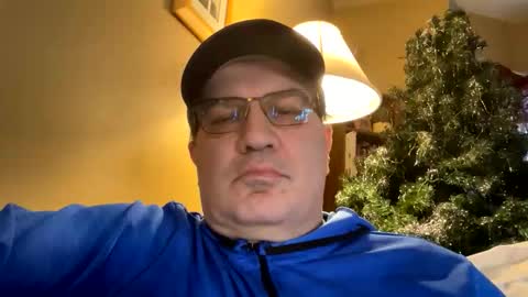 Snapshot of atozzzz chatting on 01-18-26, 10:13 atozzzz online show from 01-18-26, 10:13