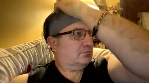 Snapshot of atozzzz chatting on 02-15-26, 05:15 atozzzz online show from 02-15-26, 05:15