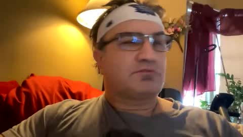 Snapshot of atozzzz chatting on 02-28-26, 10:33 atozzzz online show from 02-28-26, 10:33