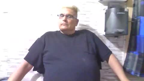 Snapshot of atr2424 chatting on 02-06-25, 10:15 A online show from 02-06-25, 10:15