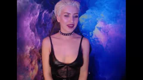 Snapshot of aubrey_rock chatting on 01-22-25, 10:37 Aubrey online show from 01-22-25, 10:37