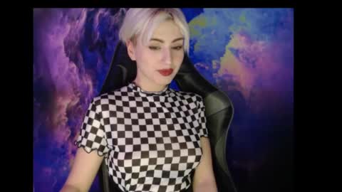 Snapshot of aubrey_rock chatting on 02-12-25, 12:16 Aubrey online show from 02-12-25, 12:16