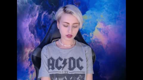 Snapshot of aubrey_rock chatting on 02-20-25, 09:09 Aubrey online show from 02-20-25, 09:09