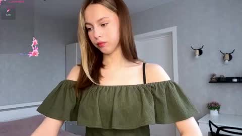 Jolyn online show from 05-26-26, 04:19