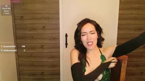 audradeer online show from 10-30-25, 01:01