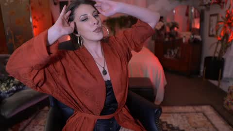 Audrey online show from 12-16-24, 04:23