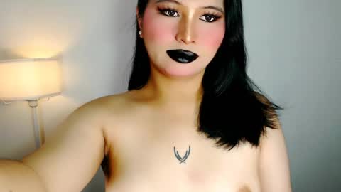 Snapshot of audreyholloway chatting on 05-25-26, 09:59 Audrey online show from 05-25-26, 09:59