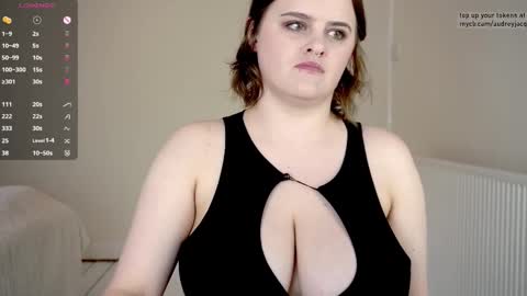 Snapshot of audreyjacq chatting on 09-13-25, 03:01 Audrey Jacq online show from 09-13-25, 03:01