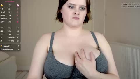 Snapshot of audreyjacq chatting on 09-26-25, 05:06 Audrey Jacq online show from 09-26-25, 05:06