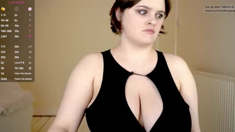 Snapshot of audreyjacq chatting on 12-19-25, 04:36 Audrey Jacq online show from 12-19-25, 04:36