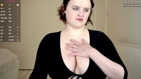 Snapshot of audreyjacq chatting on 02-03-26, 04:12 Audrey Jacq online show from 02-03-26, 04:12